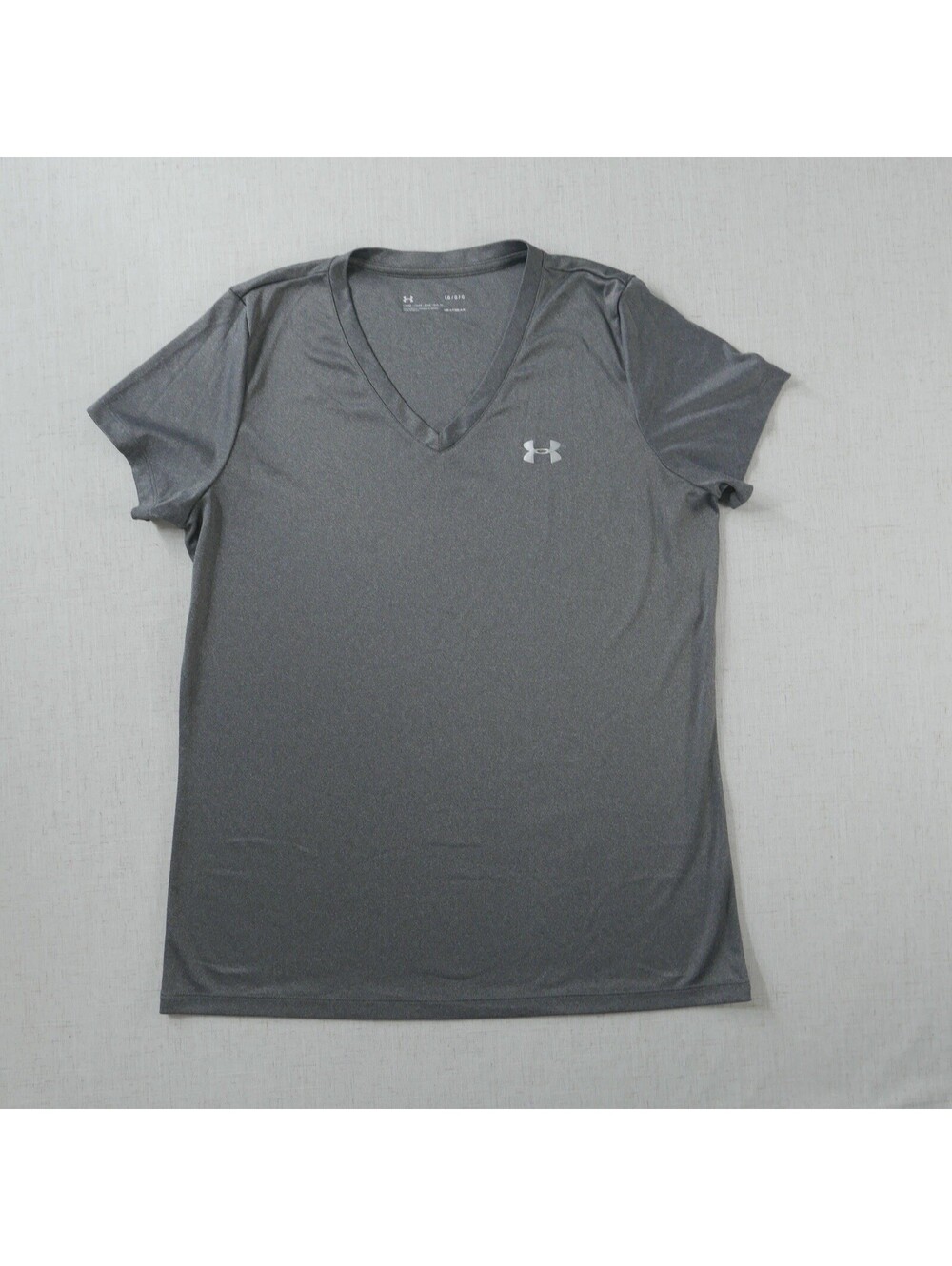 Under Armour HeatGear Women’s L Gray V-Neck T-shirt Loose Fit Athletic Gym Top
